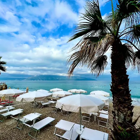 酒店 Tramonto Vlore *