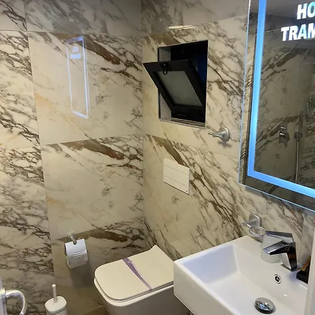 Hotel Tramonto Vlore *