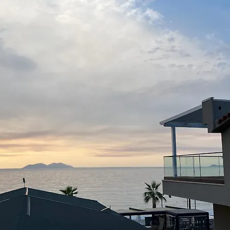 Tramonto Vlore Hotel Radhimë