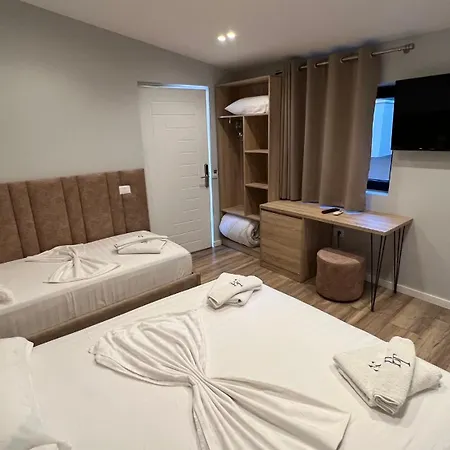 Tramonto Vlore Hotel *