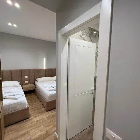 Tramonto Vlore Hotel *