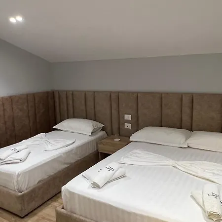 Tramonto Vlore Radhima