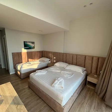 Tramonto Vlore Radhimë