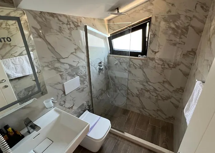 מלון Tramonto Vlore