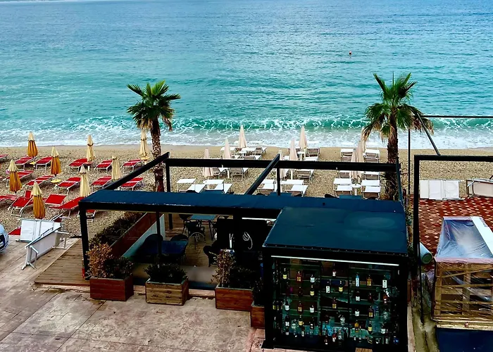 Tramonto Vlore Szálloda Radhima