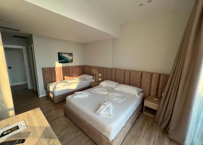 Tramonto Vlore Radhima