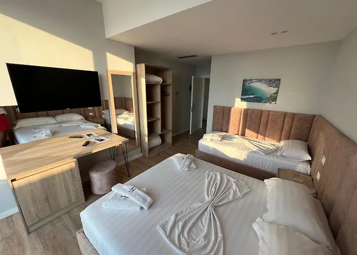 Tramonto Vlore Szálloda